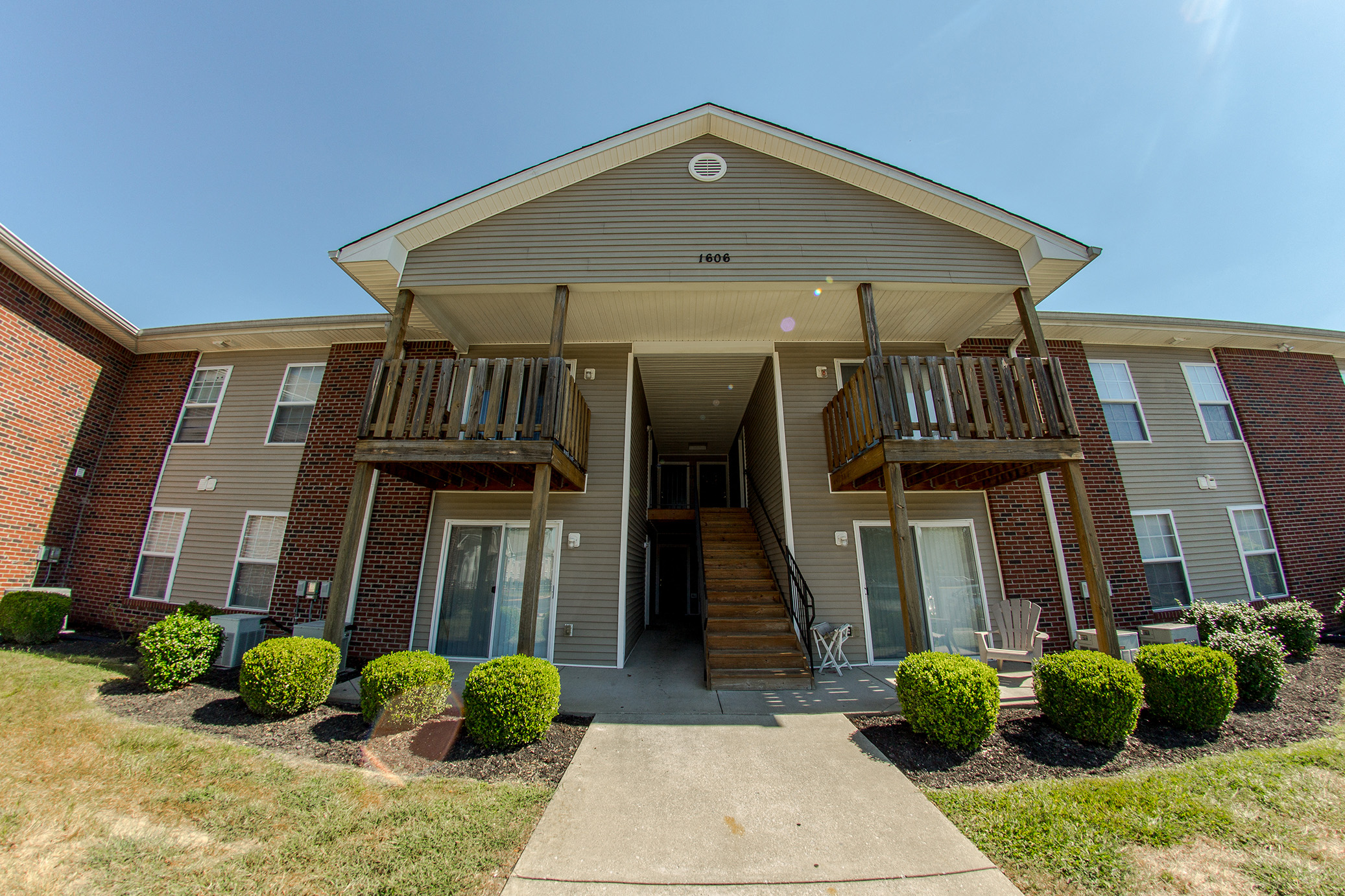 Photos and Video of Walnut Grove Apartments in Louisville, KY